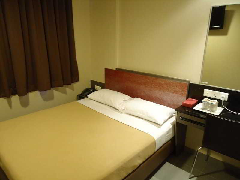 Ibis Budget Singapore Sapphire Экстерьер фото
