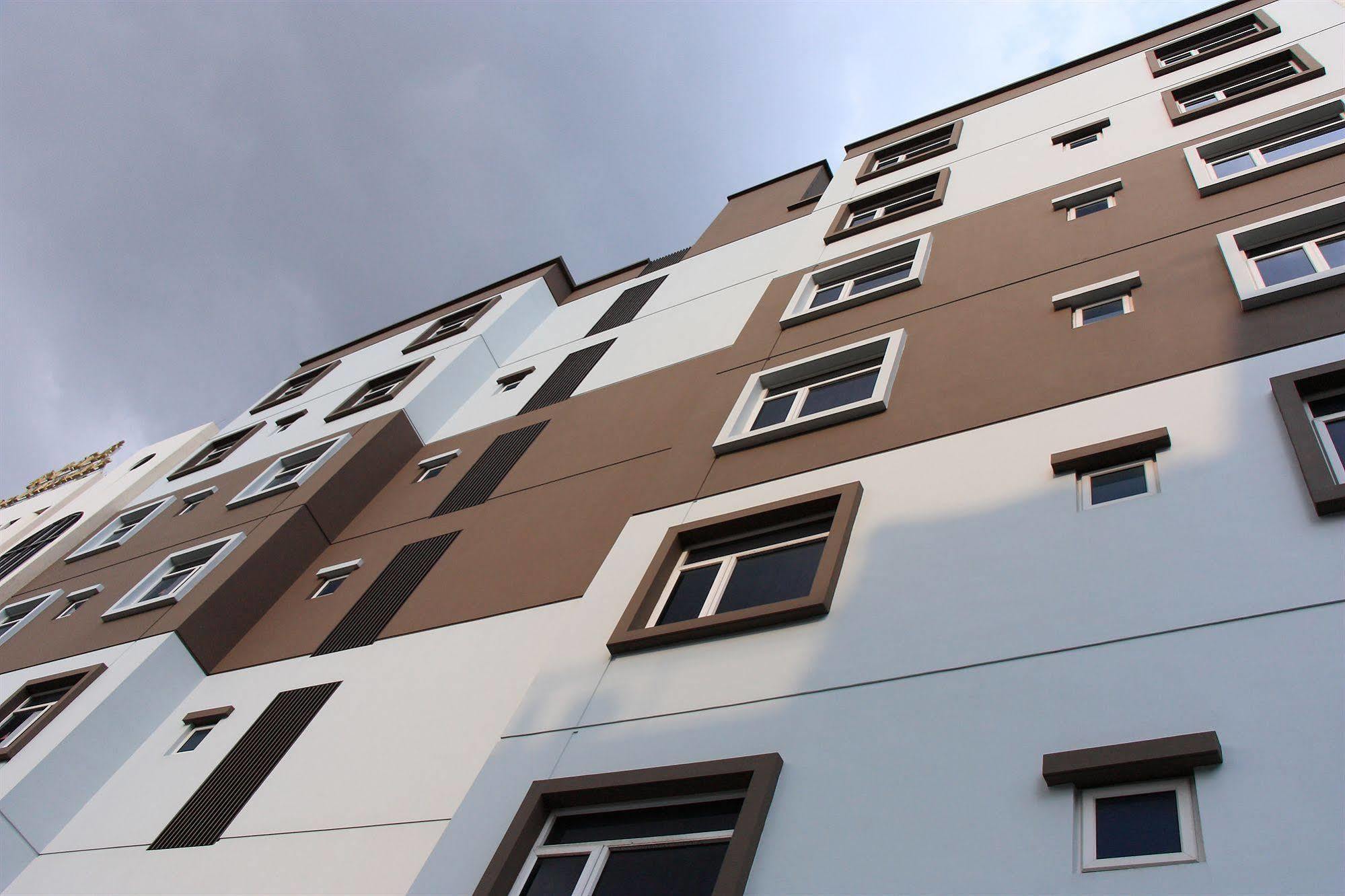 Ibis Budget Singapore Sapphire Экстерьер фото