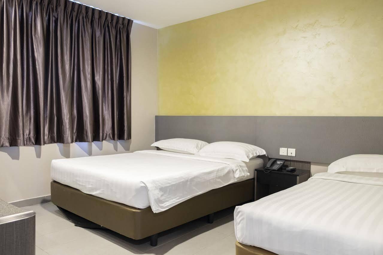 Ibis Budget Singapore Sapphire Экстерьер фото